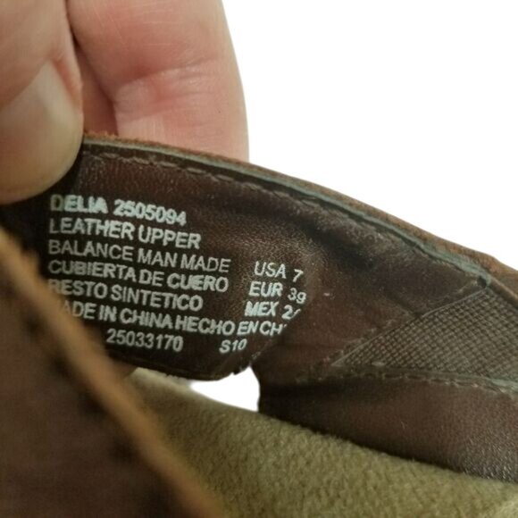 Dr. Scholls Brown Leather Slip-On Sandals Size 7 Cushioned Sole Stitch Detail - Picture 4 of 12